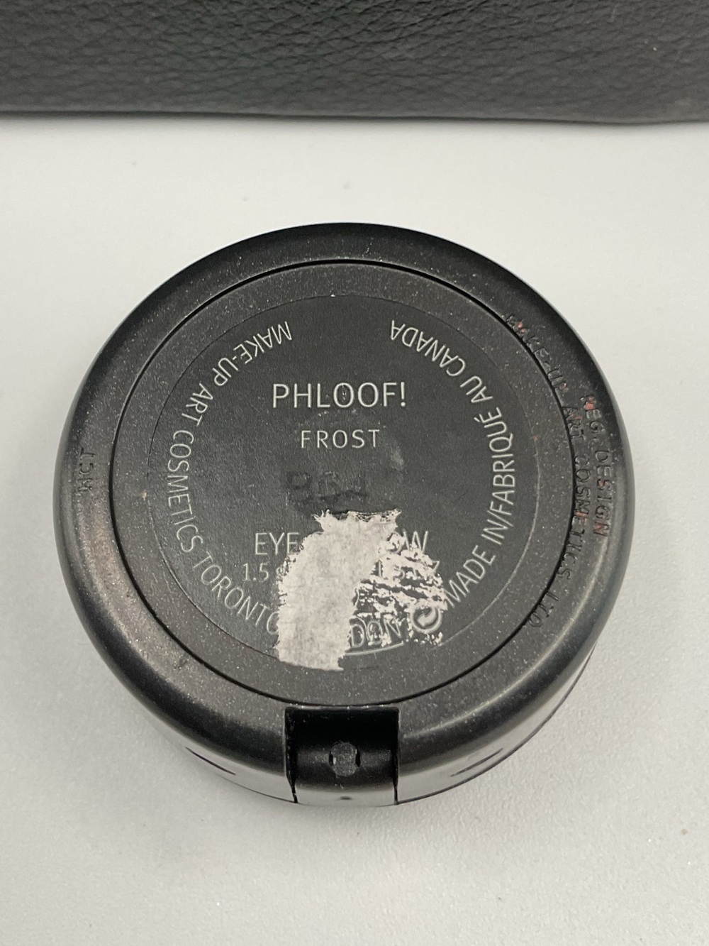 MAC Cosmetics Frost Eyeshadow in Phloof! - Swatched, Rare, HTF, Discontinued - Picture 13 of 16